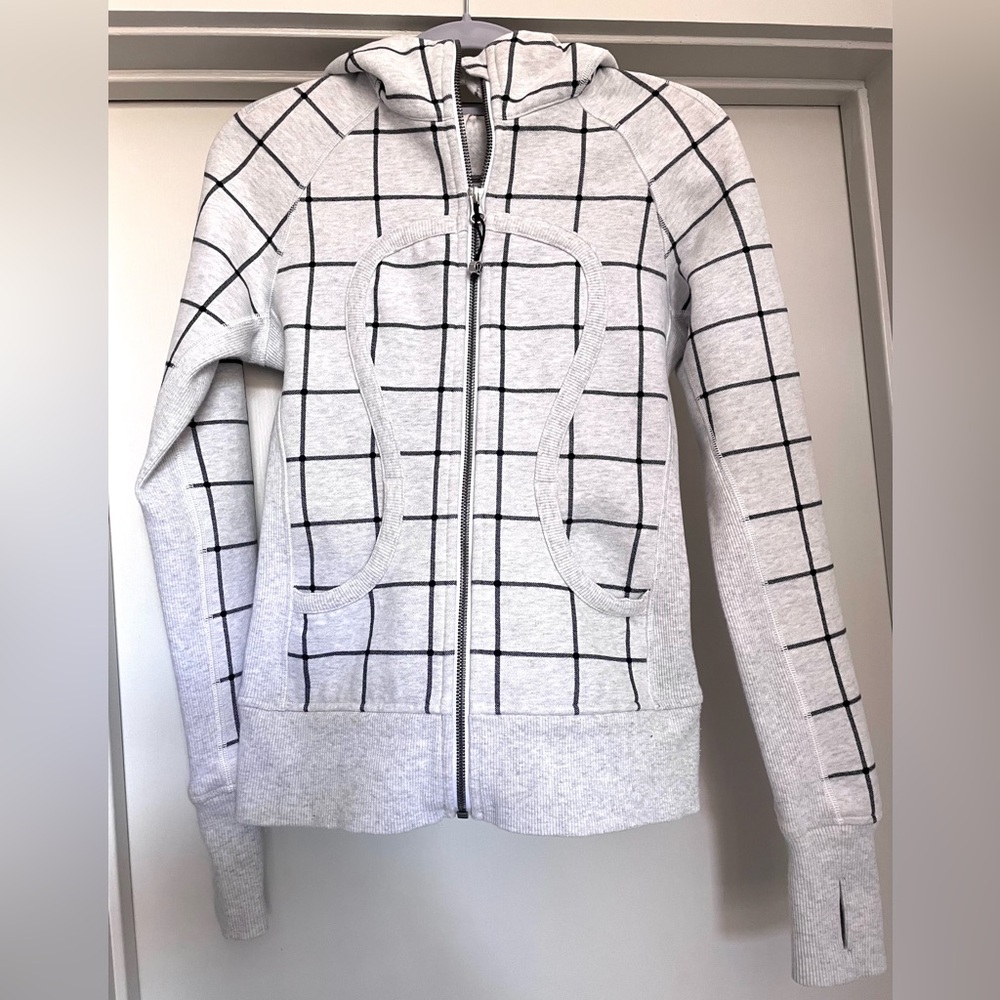 Lululemon Size 2 Zip Up Scuba Hoodie